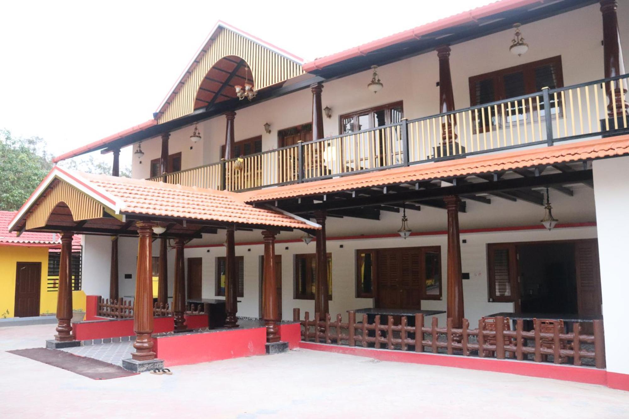 Coffeebean Villa - Unwind & Rejuvenate Sakleshpur Buitenkant foto