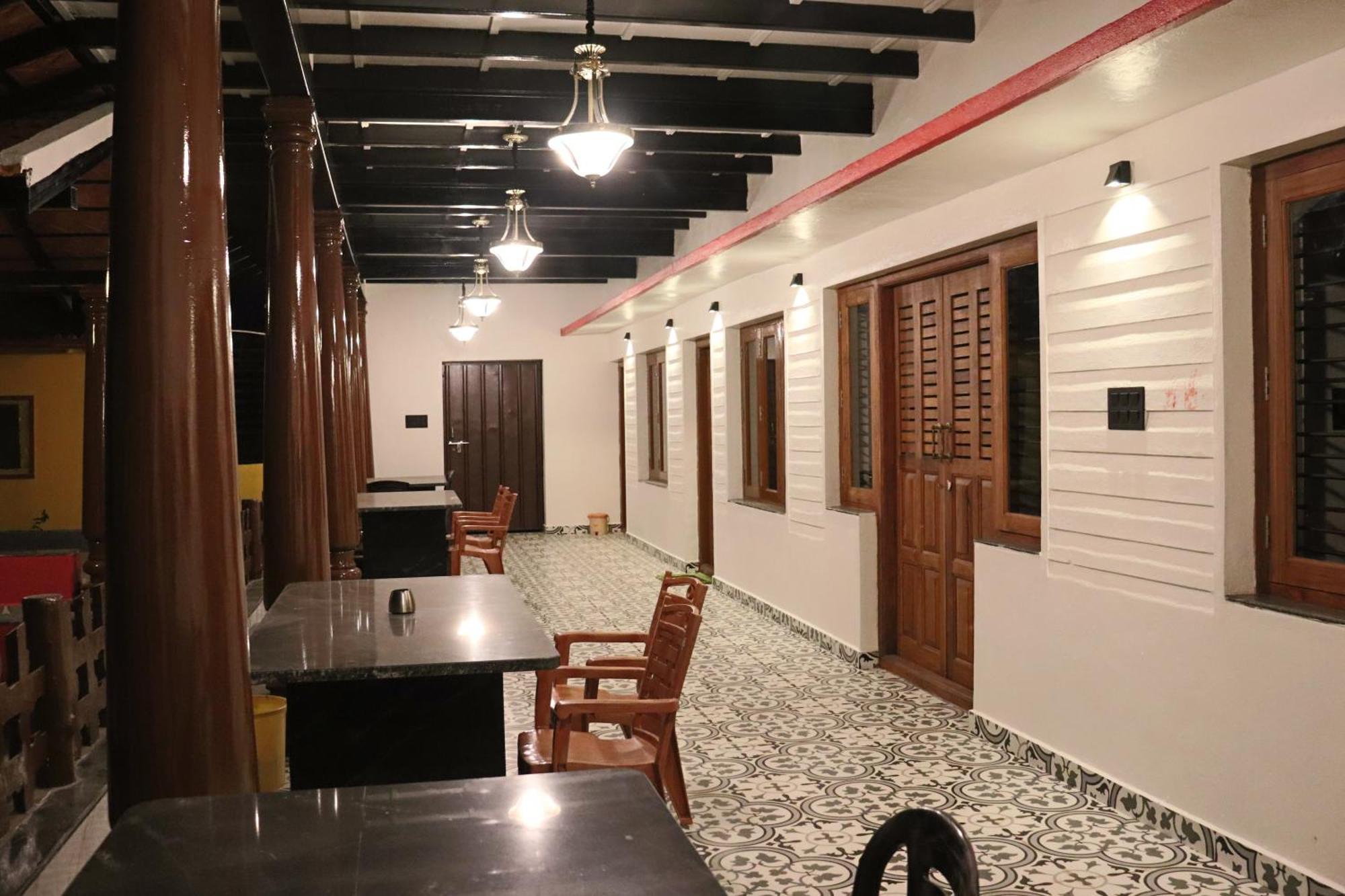 Coffeebean Villa - Unwind & Rejuvenate Sakleshpur Buitenkant foto